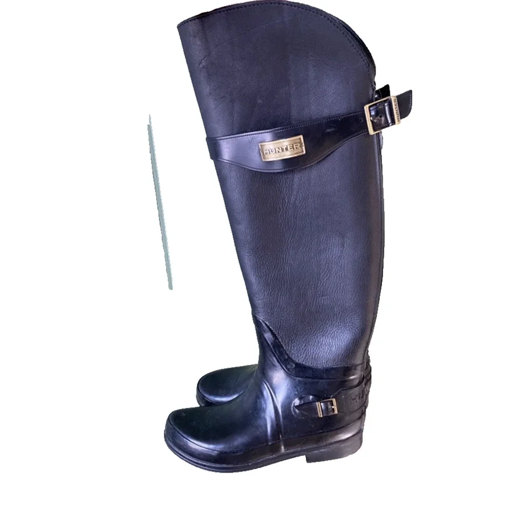 HUNTER Tall Rain Boots Women’s Size 7 Black Gloss Equestrian Waterproof Garden